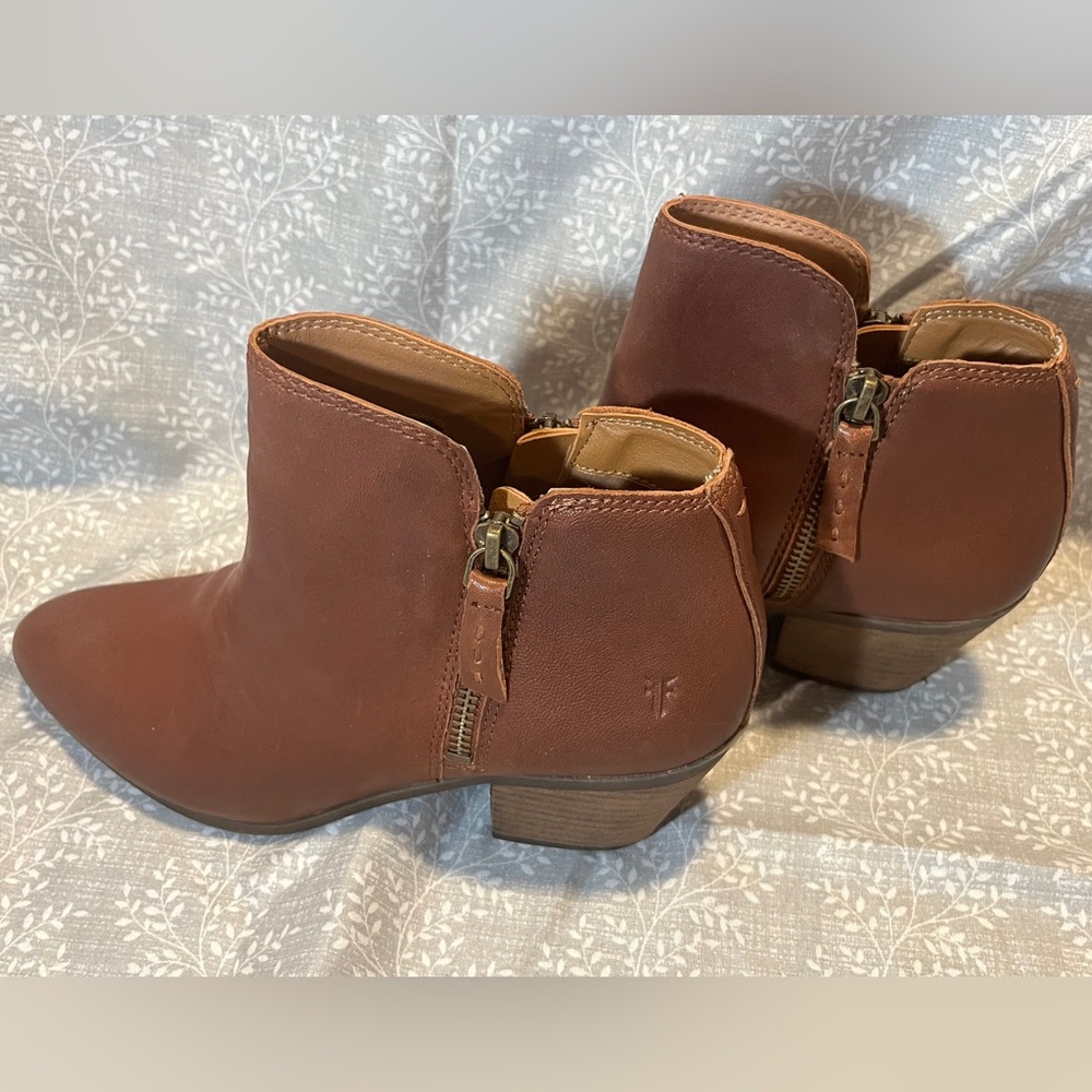 Frye Leather Booties Women's 6.5